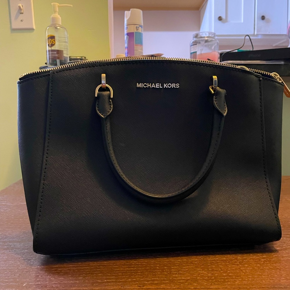 Micheal Kors Black Tote